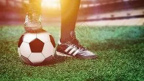 FIFA主席凡蒂诺专为中国少年录制鼓舞视频，世界杯激情上演